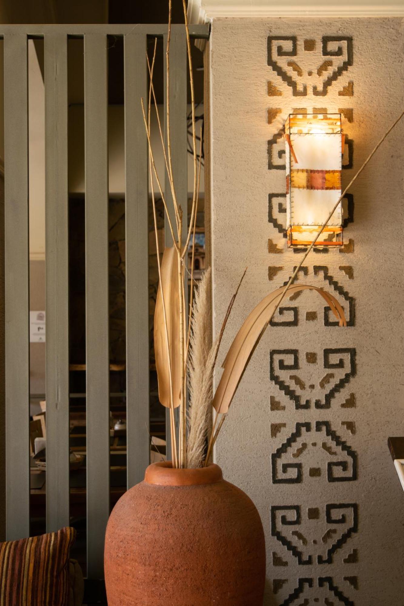 Hotel Inkai Салта Екстериор снимка
